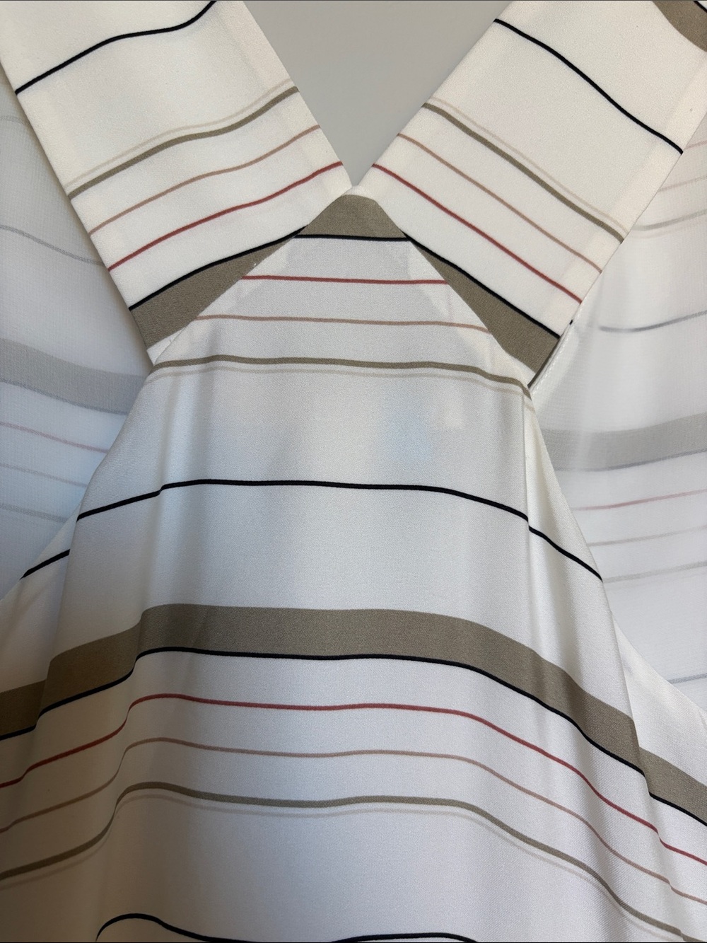Nordstrom Collection Silk Striped sharkbite hem size 14 - Picture 2 of 10